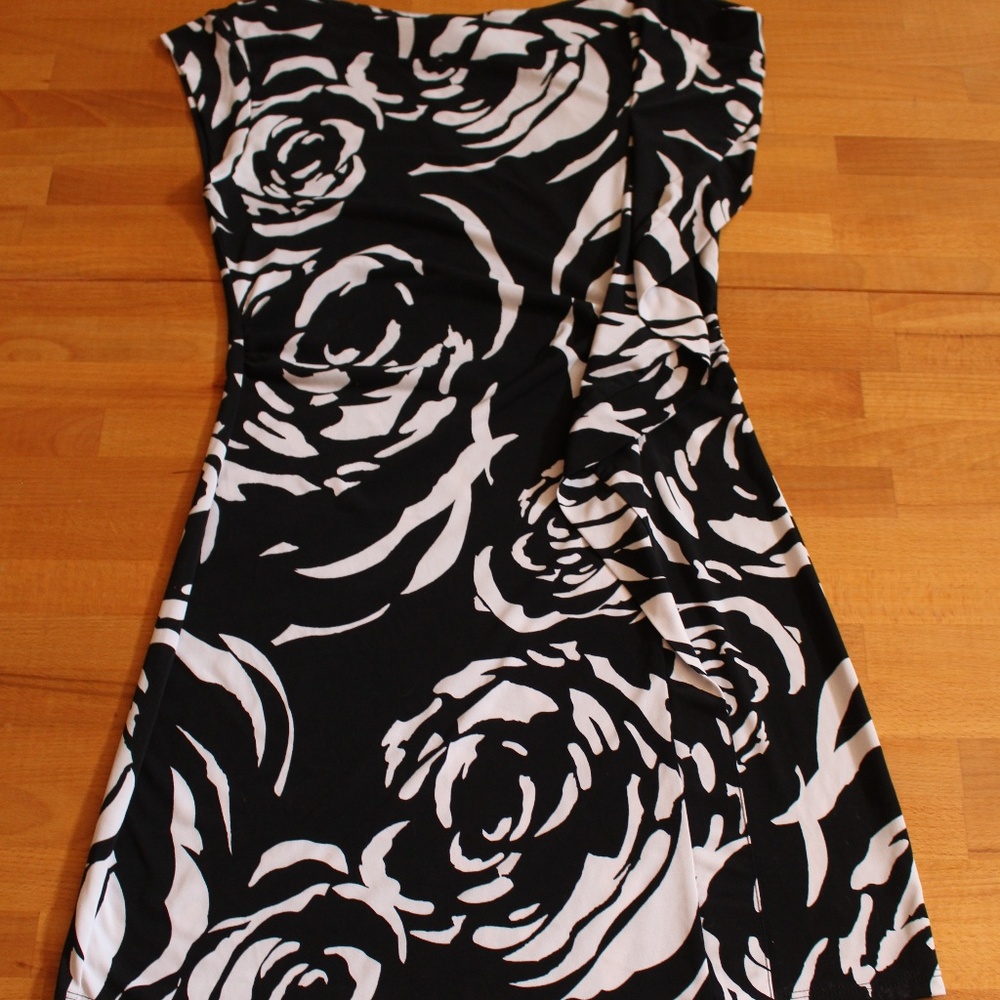 White House Black Market Cocktail Dress